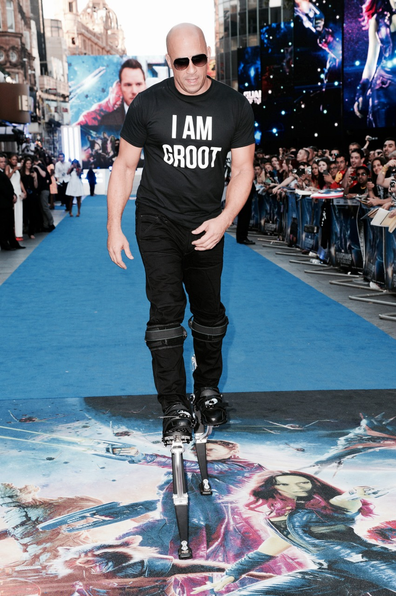 Illustration for article titled Vin Diesel Wears Stilts and T-Shirt to Premiere, Is Awesome
